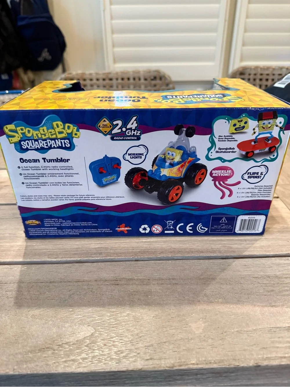 NIB/NWT SpongeBob Ocean Tumbler Remote Control Car